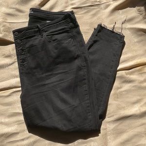 Old Navy High Rise Rockstar Jeans. Size 18